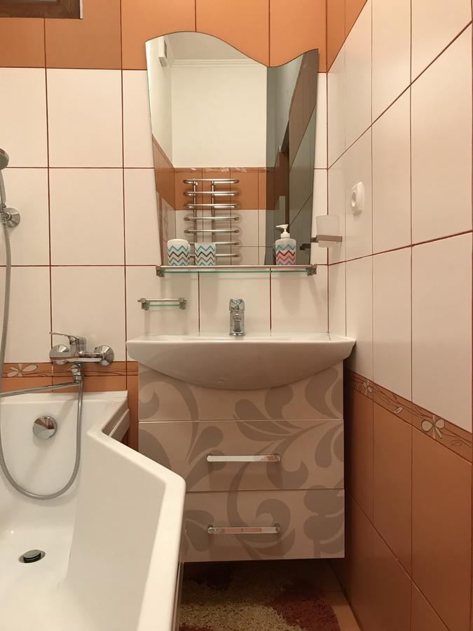 Large Apartment In The City Center Mukacheve Luaran gambar