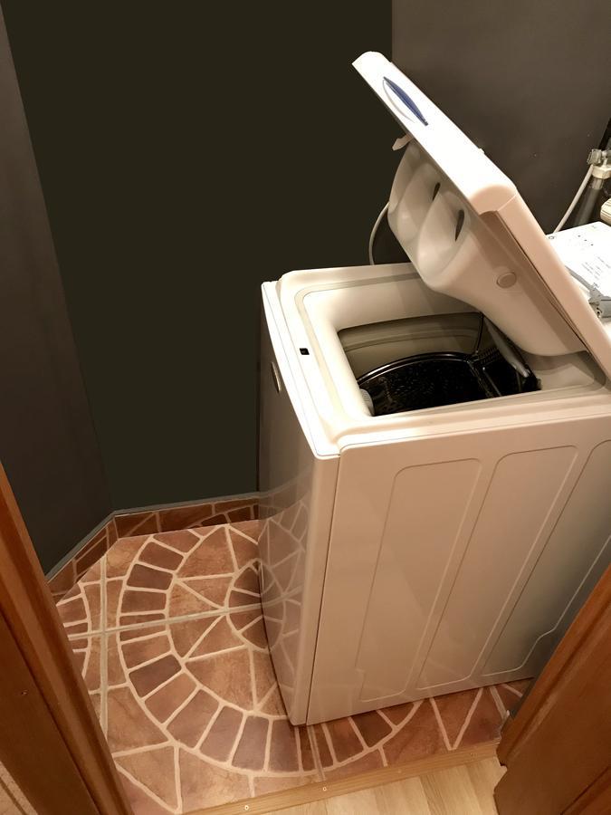 Large Apartment In The City Center Mukacheve Luaran gambar