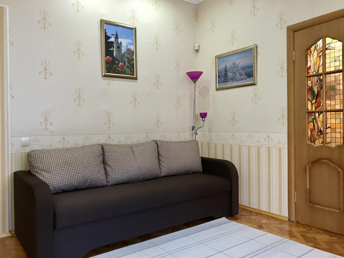 Large Apartment In The City Center Mukacheve Luaran gambar